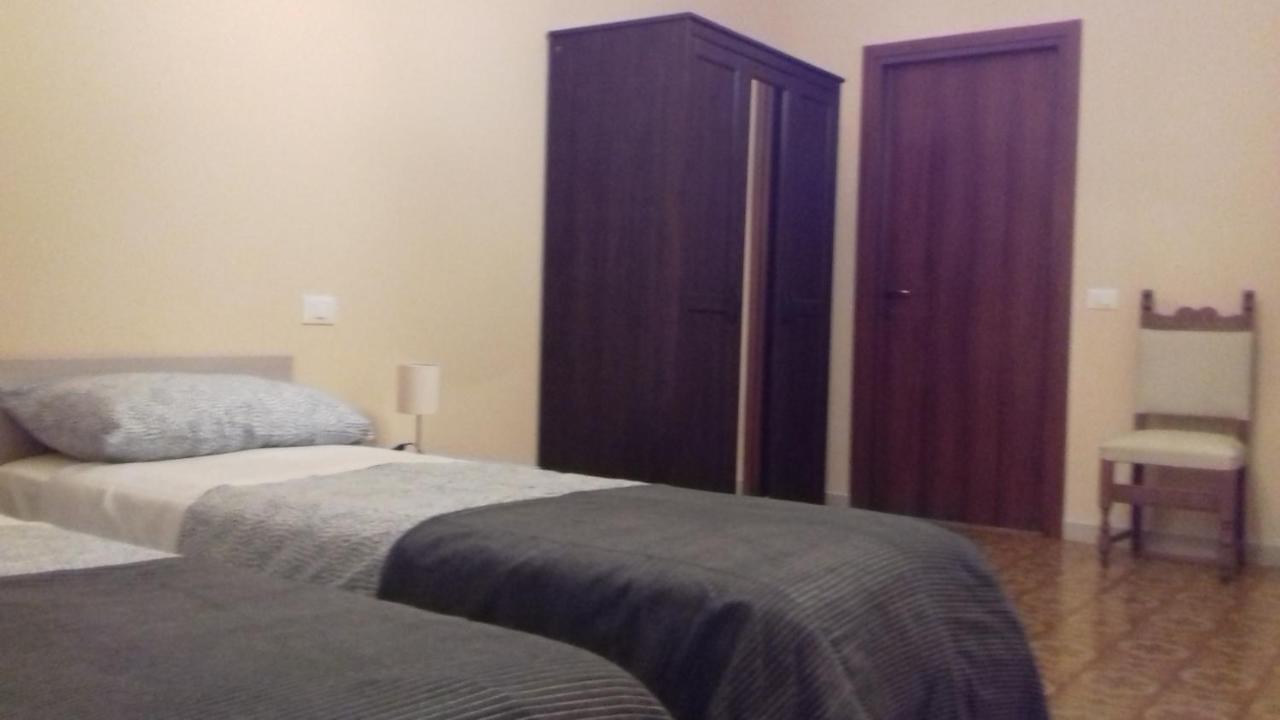 Locanda Cavallo Bianco - Affittacamere Robella Buitenkant foto